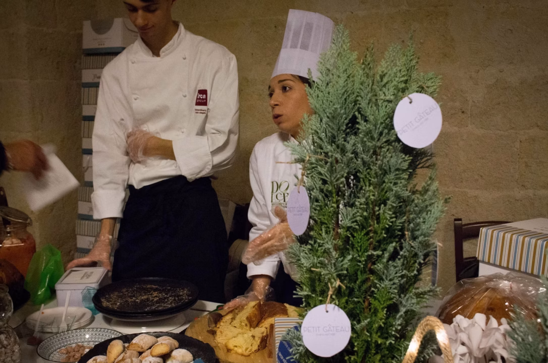 En France, la cuisine belge perçue autrefois comme une simple déclinaison de la gastronomie française, dévoile aujourd&rsquo;hui toute sa richesse et son identité propre